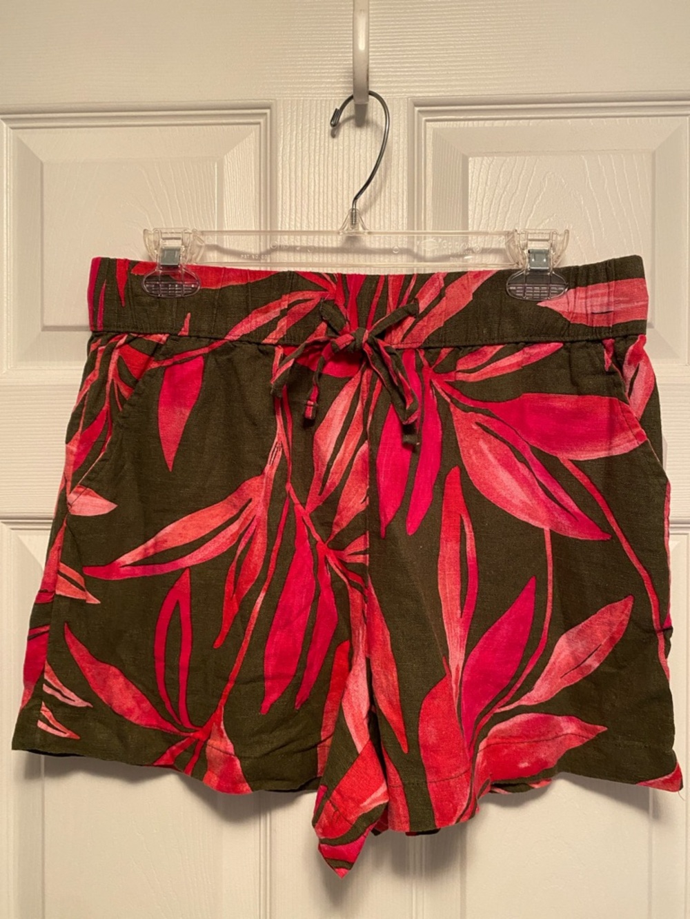 Time and Tru Pull-On Tropical Print Drawstring Shorts…size S (4-6)